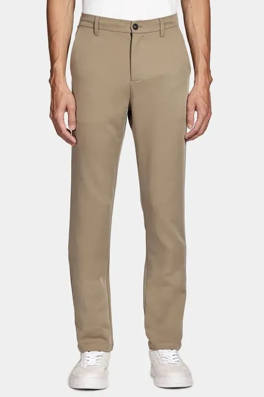 Calça Chino Clássica Slim Travel Cáqui - 38