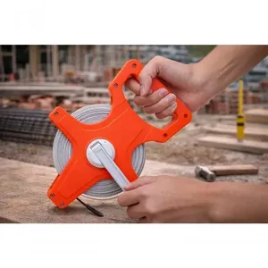 Fita Métrica com Manivela Fita Métrica com Manivela 30 Metros para Grandes Distâncias Laranja Black Bull Fita Métrica com Manivela 30 Metros para Medições de Longo Alcance Laranja Black Bull