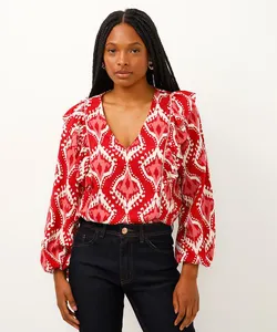 blusa bata manga bufante com babados arabesco vermelha M