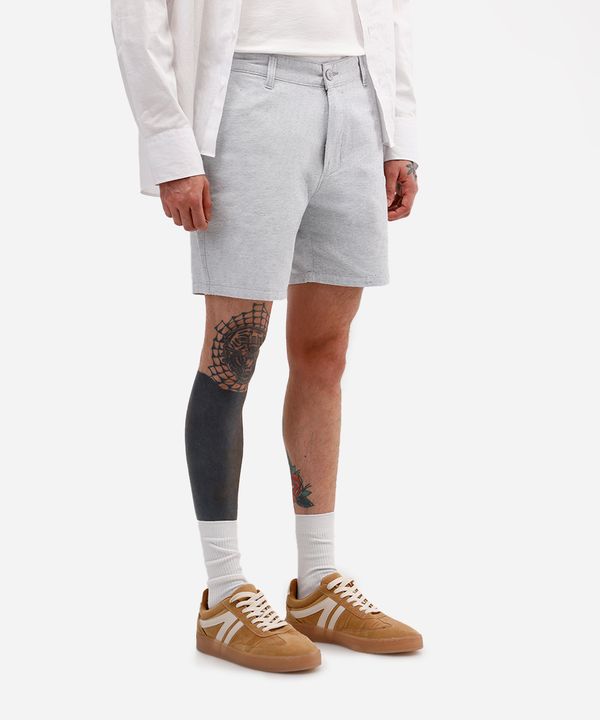 bermuda reta masculina de alfaiataria cinza 46