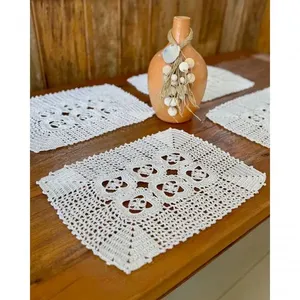 Bandeja Decorativa Retangular 40x30cm em Crochê Feita à Mão de Polipropileno Branco Artesanal Bandeja Decorativa Retangular Crochê 40x30cm Polipropileno Branco Artesanal