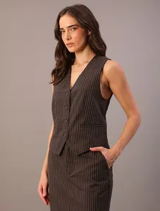 Colete Calvin Klein Feminino Risca de Giz - Marrom Colete Calvin Klein Feminino Risca de Giz Marrom 42