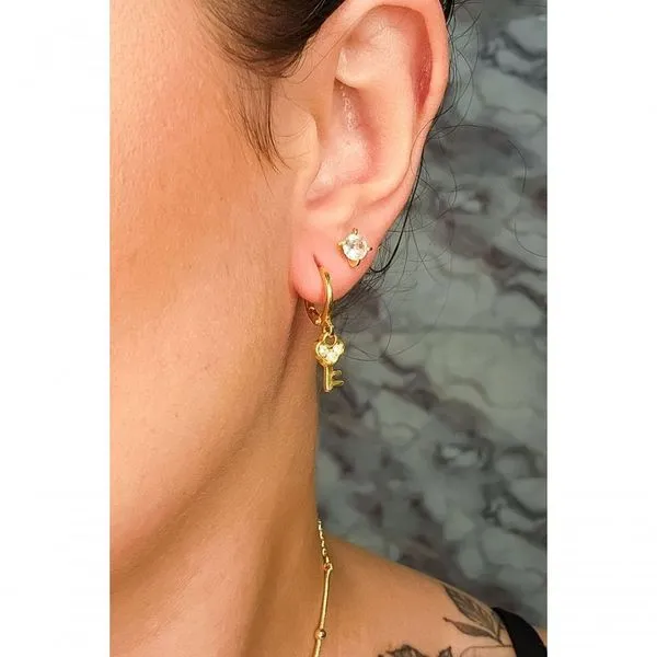 Brinco Argolinha com Chave Floratta Joias Banhado em Ouro 18k Dourado Feminino Brinco Argolinha com Chave Floratta Joias Banhado em Ouro 18k Dourado