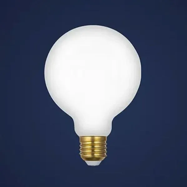 Lâmpada de LED LG95L-4W 4W 2200K com Alta Eficiência Luminosa 80LM-W e Vida Útil 25.000H Branco Lâmpada de LED LG95L-4W 4W 2200K com Vida Útil 25.000H e Soquete E27 Branco