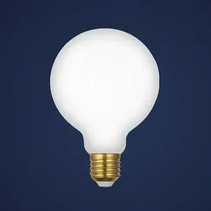 Lâmpada de LED LG95L-4W 4W 2200K com Alta Eficiência Luminosa 80LM-W e Vida Útil 25.000H Branco Lâmpada de LED LG95L-4W 4W 2200K com Vida Útil 25.000H e Soquete E27 Branco