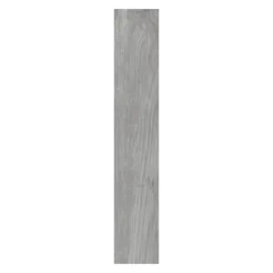 Piso Amazônia Fumê Out Retificado Granilhado Cinza 21x123cm 1,80m2 Piso Amazônia Fumê Out Retifiado Acetinado Cinza 21x123cm 1,80m2 (Lote 9)