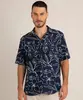 camisa comfort estampada folhagens manga curta azul marinho G