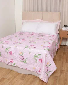 Colcha Casal Arte & Cazza Matelassê Com Viés Estampada Rosa UN