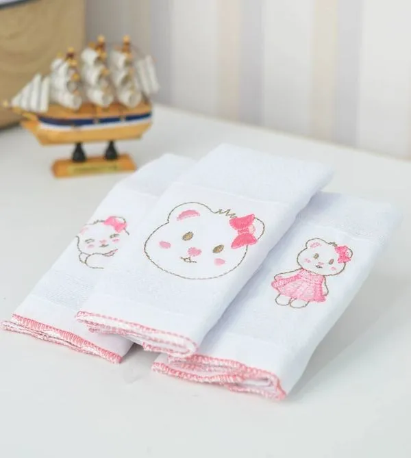 Kit Fralda Luxo Bordada com 3 unidades Rosa
