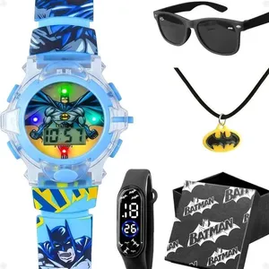 Relógio Digital Infantil Kit Orizom Kids Temático Batman Esportivo com Pulseira em Silicone com Colar, Óculos de Sol Relógio Digital Infantil Kit Orizom Kids Temático Batman Esportivo com Pulseira em Silicone