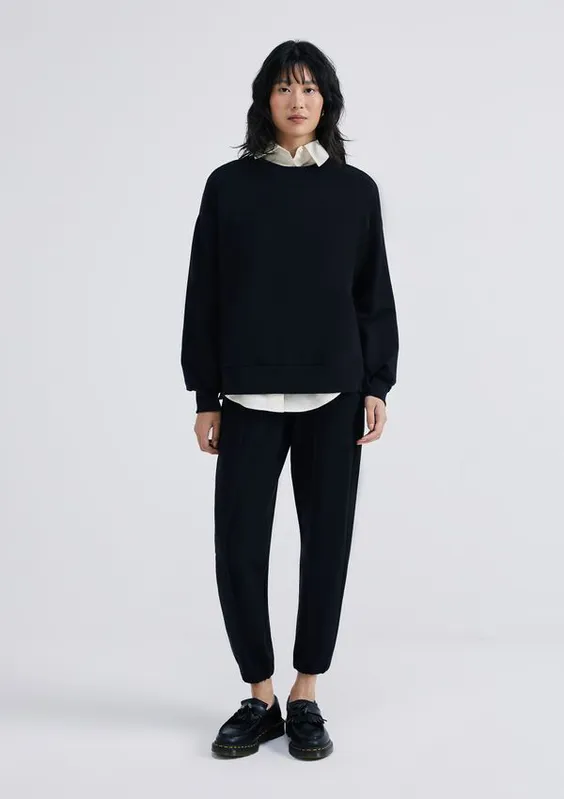 Calça Feminina Carrot Em Moletom Peluciado - Preto XP