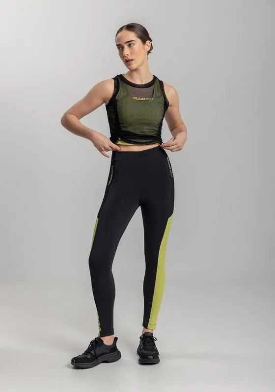 Blusa Cropped De Alças Com Tela E Elástico Regulável Move PRETO M