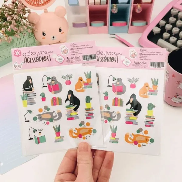 Cartela de Adesivos Buendia Gatinhos com Estampa Fofa para Acessórios 10 X 10CM 1 Unidade Transparente Cartela de Adesivos Buendia Gatinhos para Computador Celular e Canecas 10 X 10CM 1 Unidade