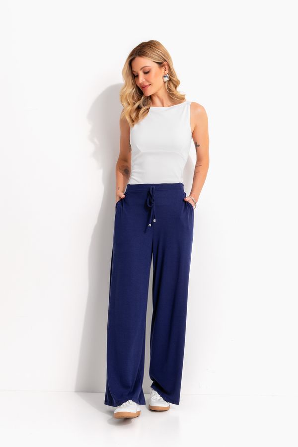 Calça em Malha Canelada Azul Marinho P