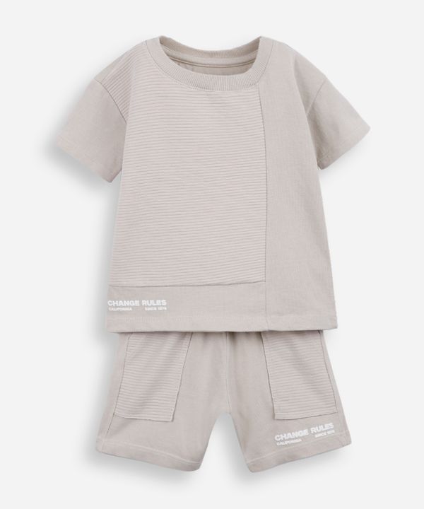 conjunto curto infantil com algodão e recortes texturizados bege 5