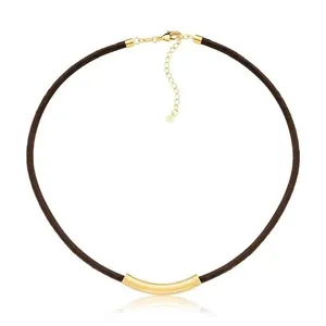 Colar De Couro Natural Café Com Canutilho Curto Revestido Em Ouro