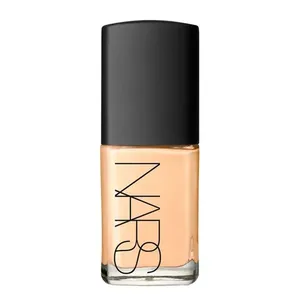 Nars Sheer Glow Foundation Salzburg