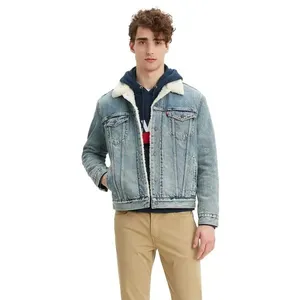 Jaqueta Levi's® Type 3 Sherpa Trucker Lavagem Clara - XL USA | GG BR