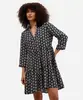 vestido curto feminino de viscose com recortes estampado azul GG