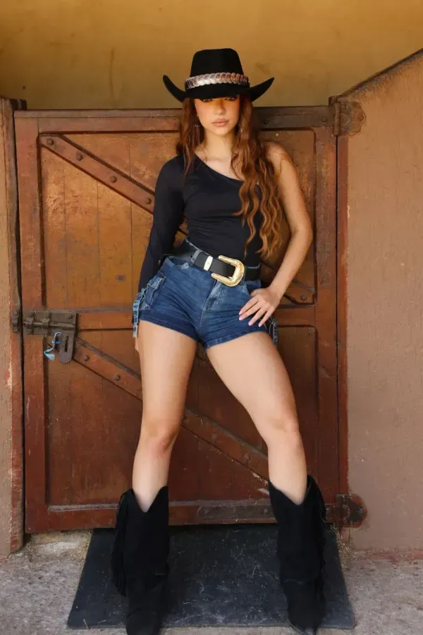 Short Feminino Cargo Premium Planet Girls Jeans Médio 36