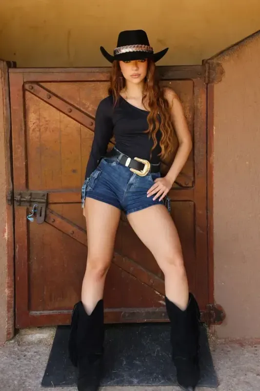 Short Feminino Cargo Premium Planet Girls Jeans Médio 36