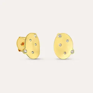 Brinco Oval Zircônias Banho Ouro 18k