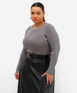 suéter feminino de tricot com lurex canelado plus size cinza GG