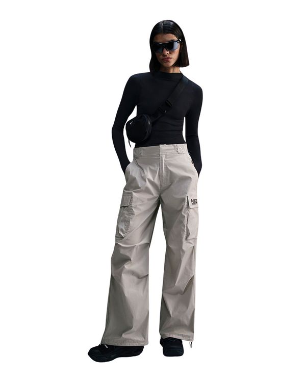 Calça Nike Sportswear Woven Feminina - GG