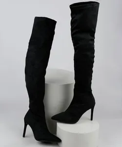 Bota Feminina Oneself Over The Knee em Suede Salto Alto Fino Preta 35