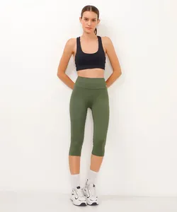 calça corsário básica cós largo esportiva verde M