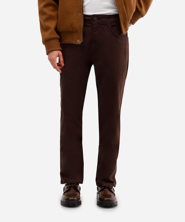 calça masculina de sarja slim comfort marrom 48