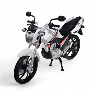 Miniatura de Moto Honda CG Titan 160 2016 em Escala 1:18 com Base Expositora Branco Californ Toys Miniatura de Moto Honda CG Titan 160 2016 Escala 1:18 com Base Expositora Branco Californ Toys