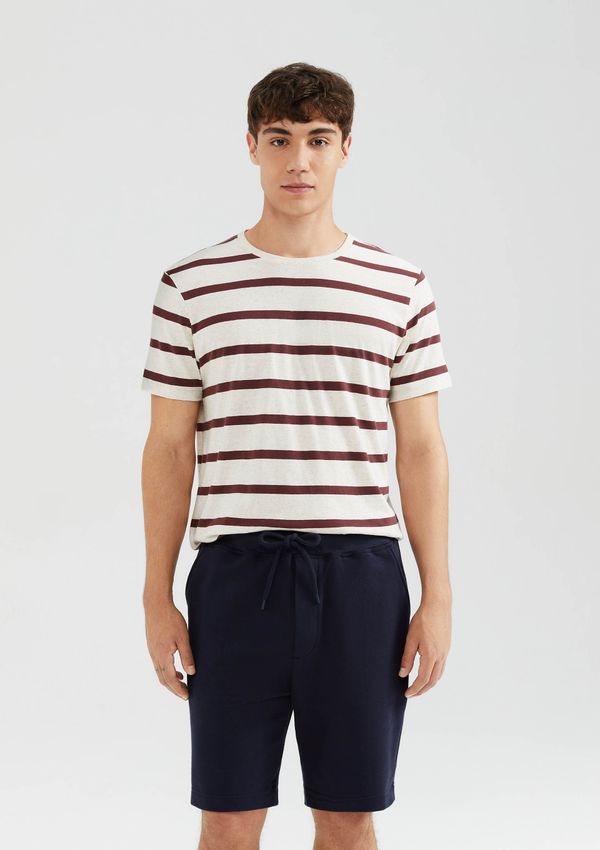 Bermuda Básica Masculina Reta Em Moletom - Azul XG