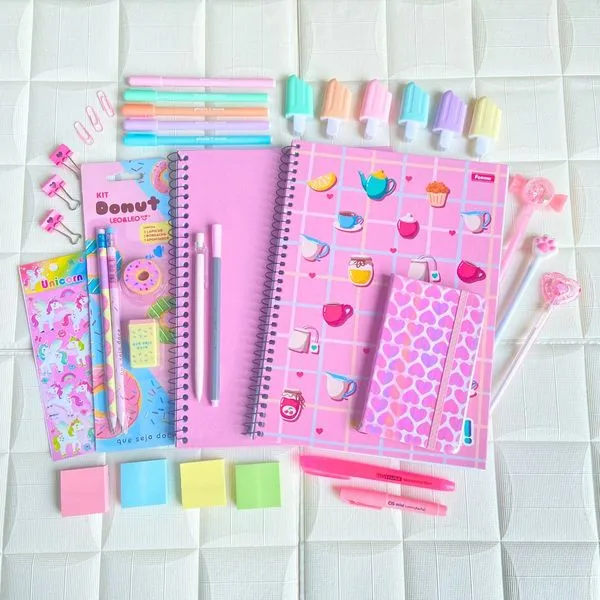 Kit Papelaria Estudos Candy Pasteis Canetas Bloquinhos Marca Texto