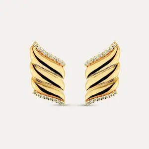 Brinco Moderno Banho De Ouro 18k