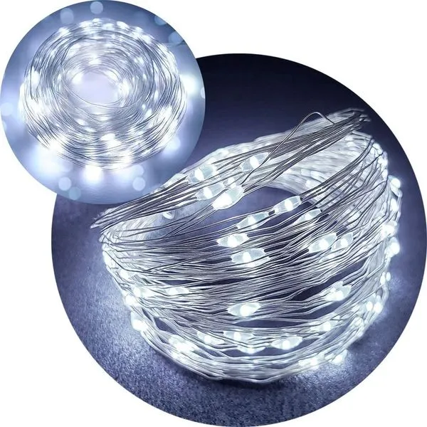 Pisca Cordão de Natal 200 Lâmpadas Leds Branco 20m 110-220V para Uso Interno e Externo Pisca Cordão de Natal 200 Lâmpadas Leds Branco 20m 110-220V Fio Flexível