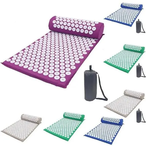 Tapete de Acupuntura para Yoga Modelo 8013 para Relaxamento com Construção Robusta Cinza Block Yoga Tapete de Acupuntura para Yoga Modelo 8013 com Travesseiro Construção Robusta Cinza Multicoisa