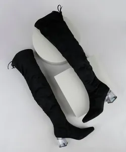 Bota Feminina Oneself Over The Knee em Suede Salto Baixo em Acrílico Preta 37