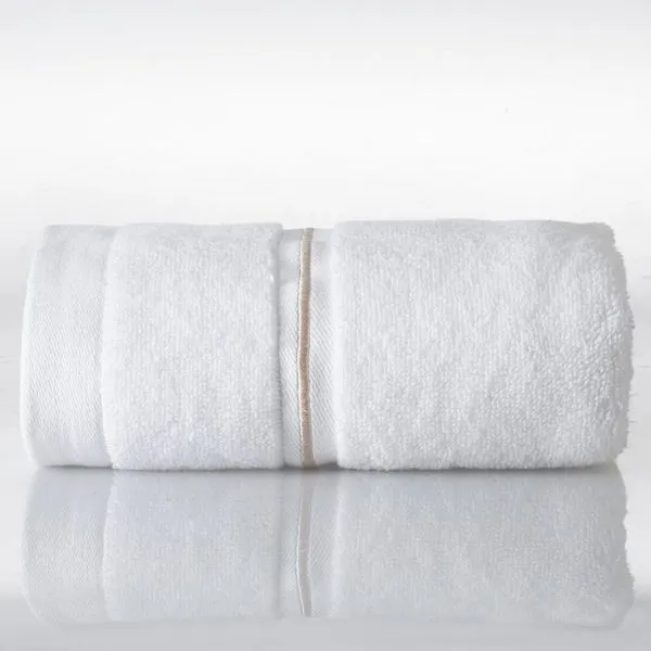 Toalha de Banho Lázio 70x140CM 100% Algodão 500g-m2 Alta Absorção Branco e Rosé Kacyumara Toalha de Banho Lázio 70x140CM 100% Algodão 500g-m2 Branco e Rosé Kacyumara