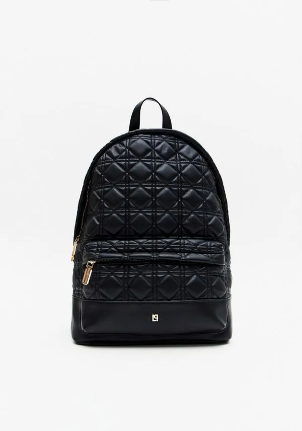 Mochila Matelassê Com Enfeite Preto U