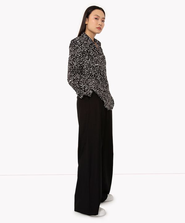 calça wide leg cintura alta com elástico e bolsos preta 38