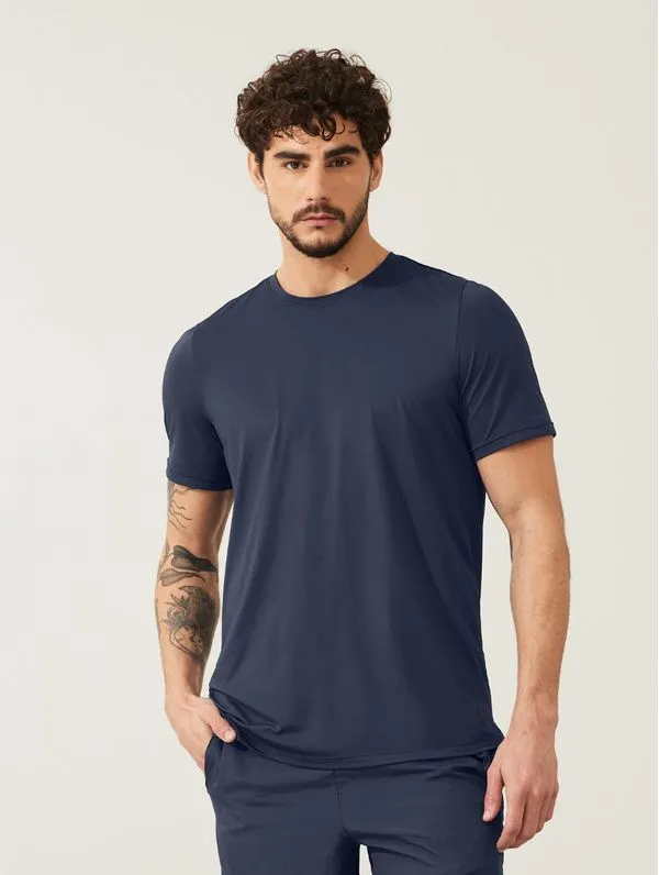Camiseta Fitness Masculina Manga Curta Com Recortes Costas Azul Marinho Navy G
