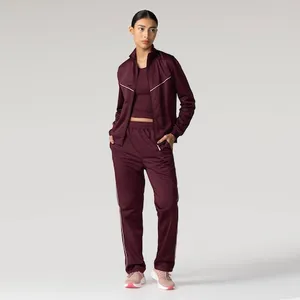 Conjunto de Agasalho Oxer Feminino Politrico Bolso Recortes