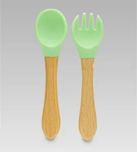 Kit Talheres em Silicone com 2 unidades Verde Twibex Verde