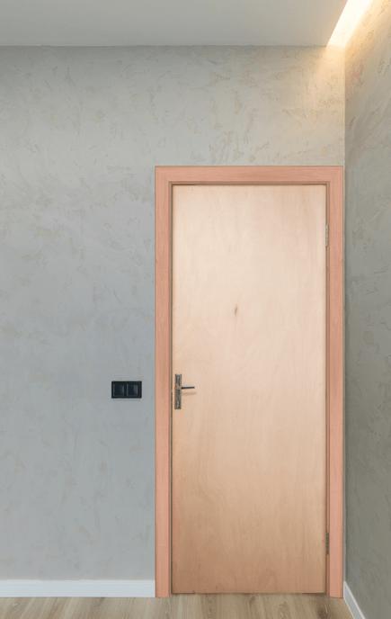 Porta para Pintura 60cm Amescla Esquerdo com Batente Eucalipto 14cm Fechadura Dobradiças e Parafusos Grantok