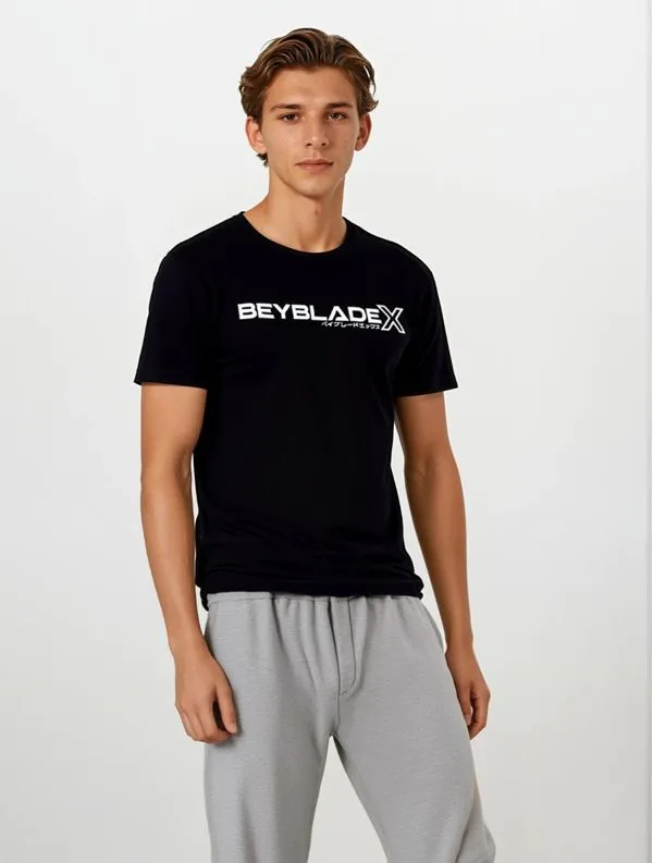 Camiseta de Algodão Preta Manga Curta Beyblade X Logo 12 / Preta
