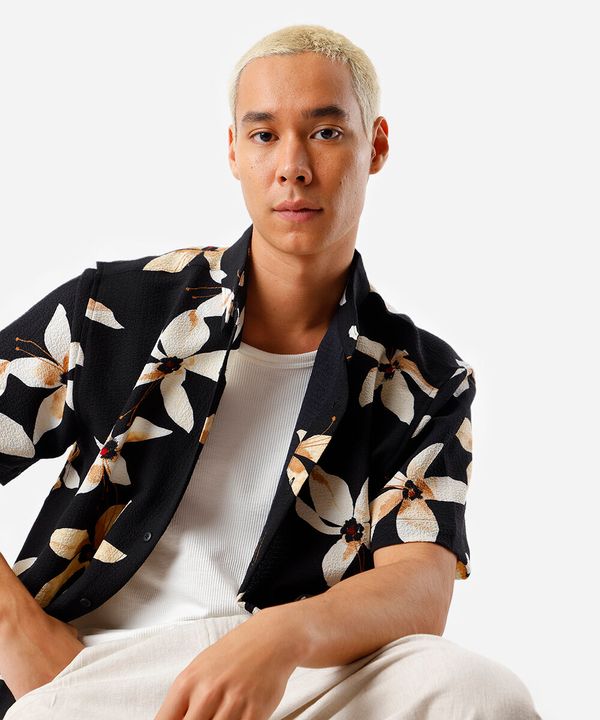 camisa masculina manga curta estampada preta M