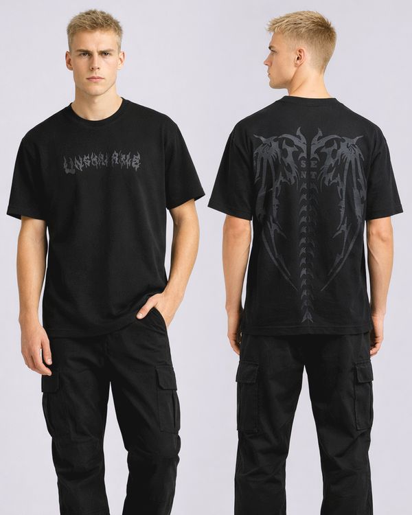 Camiseta Masculina Texturizada com Estampa Dark Frente e Costas Preta G