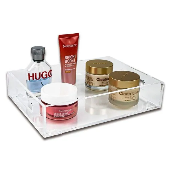 Bandeja em Acrílico Média 25 X 19 X 5,5 cm para Servir com Alças 5MM e Pezinhos Silicone Transparente Centauri Acrílicos Bandeja em Acrílico Média 25 X 19 X 5,5 cm com Alças 5MM e Pezinhos Silicone Transparente Centauri