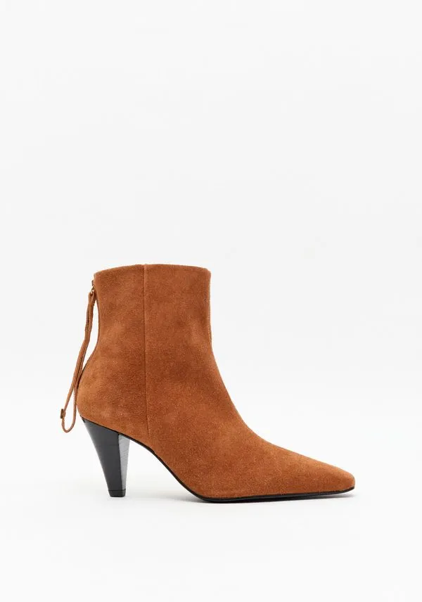 Bota Couro Cano Baixo Com Puxador Marrom 35